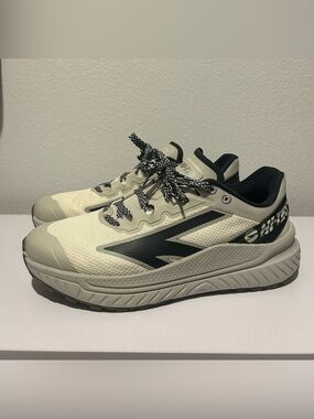Men’s Hi-Tec Trail Running Shoes size 10